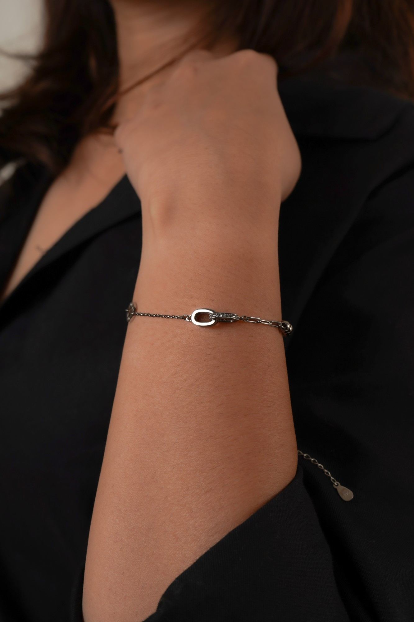 Infinity Link Bracelet - Thumbnail 2