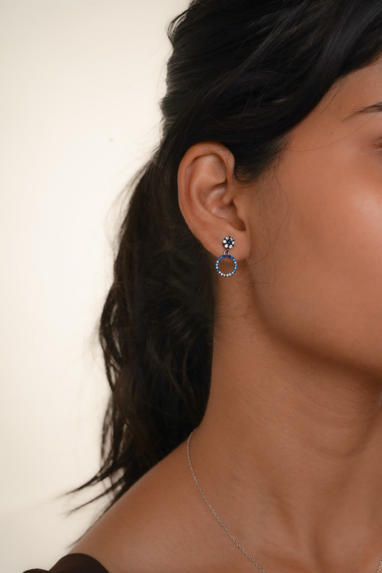 Saphielle Halo Drop Earrings - Thumbnail 2