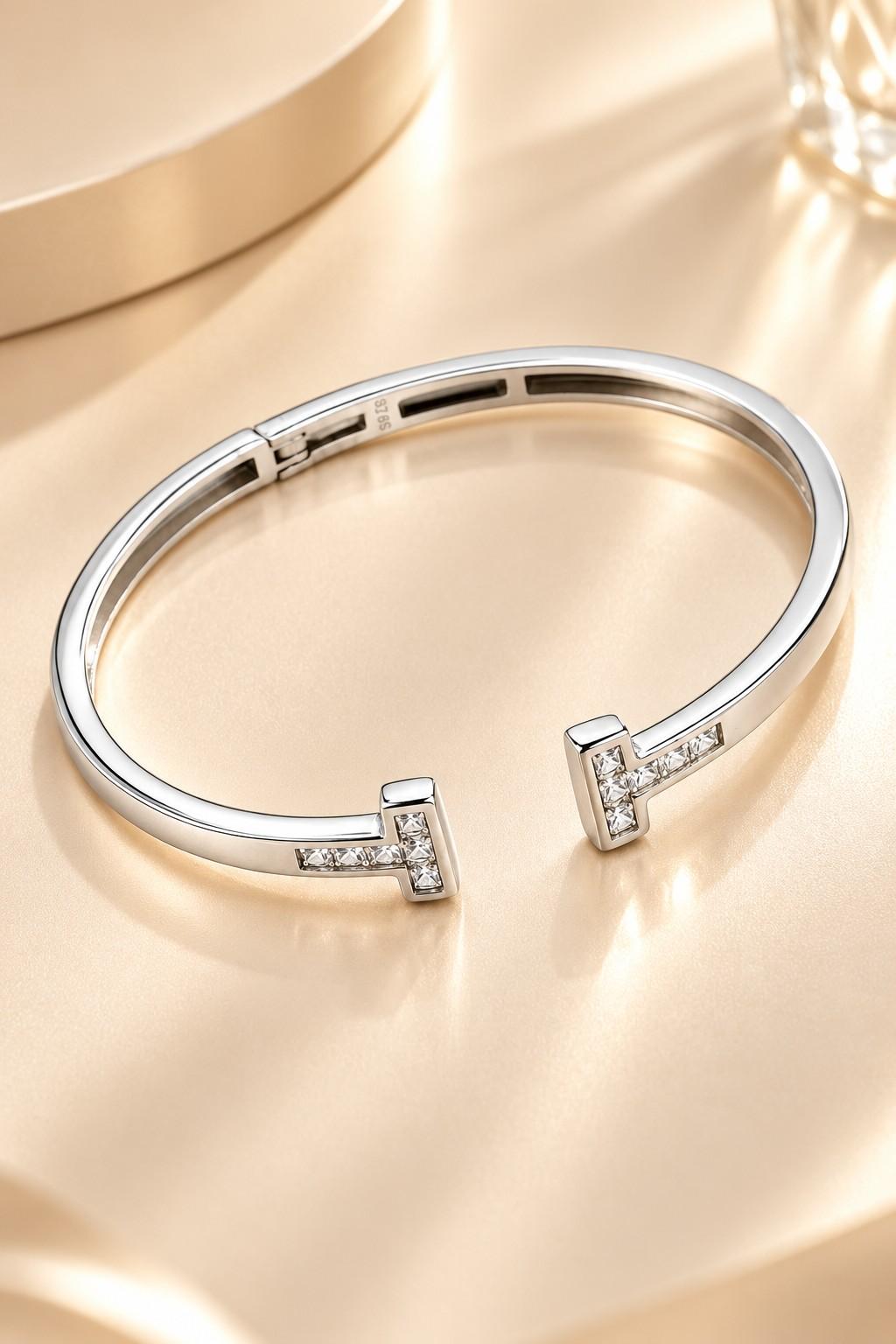 Élan T-Bar Bracelet - Thumbnail 4