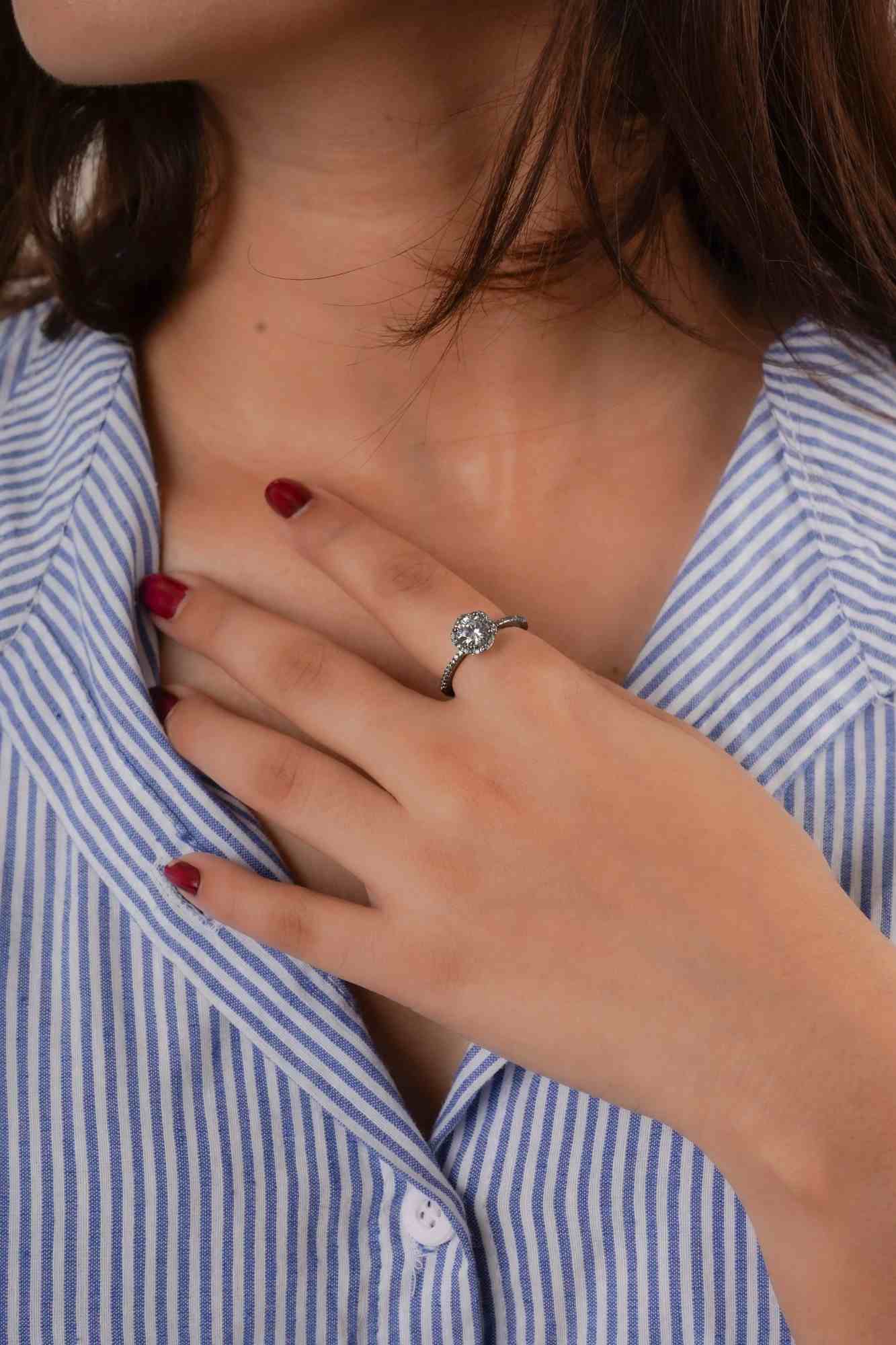 Liora Halo Solitaire Ring - Thumbnail 2