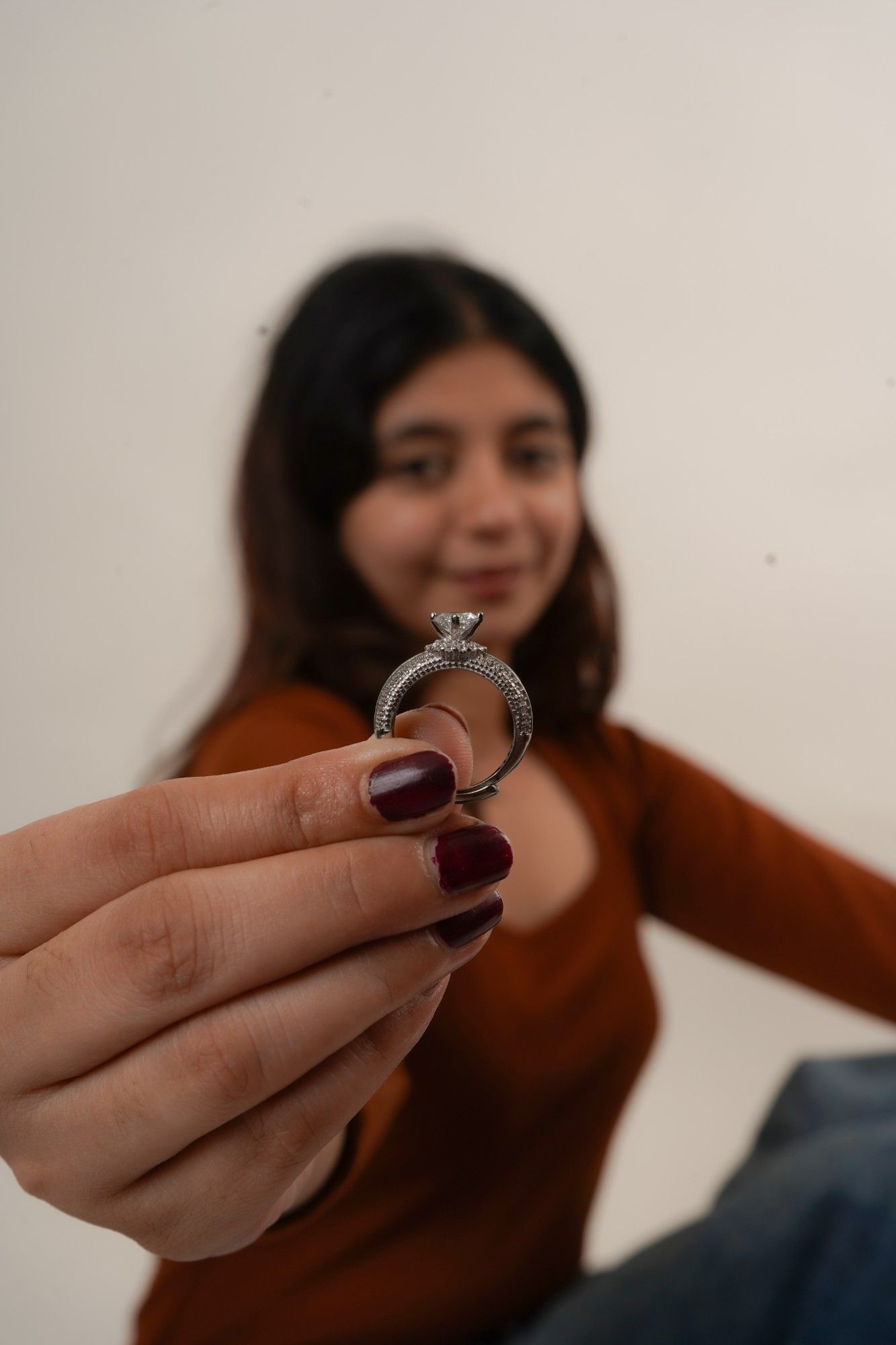 Aurelia Luxe Solitaire Ring - Thumbnail 4