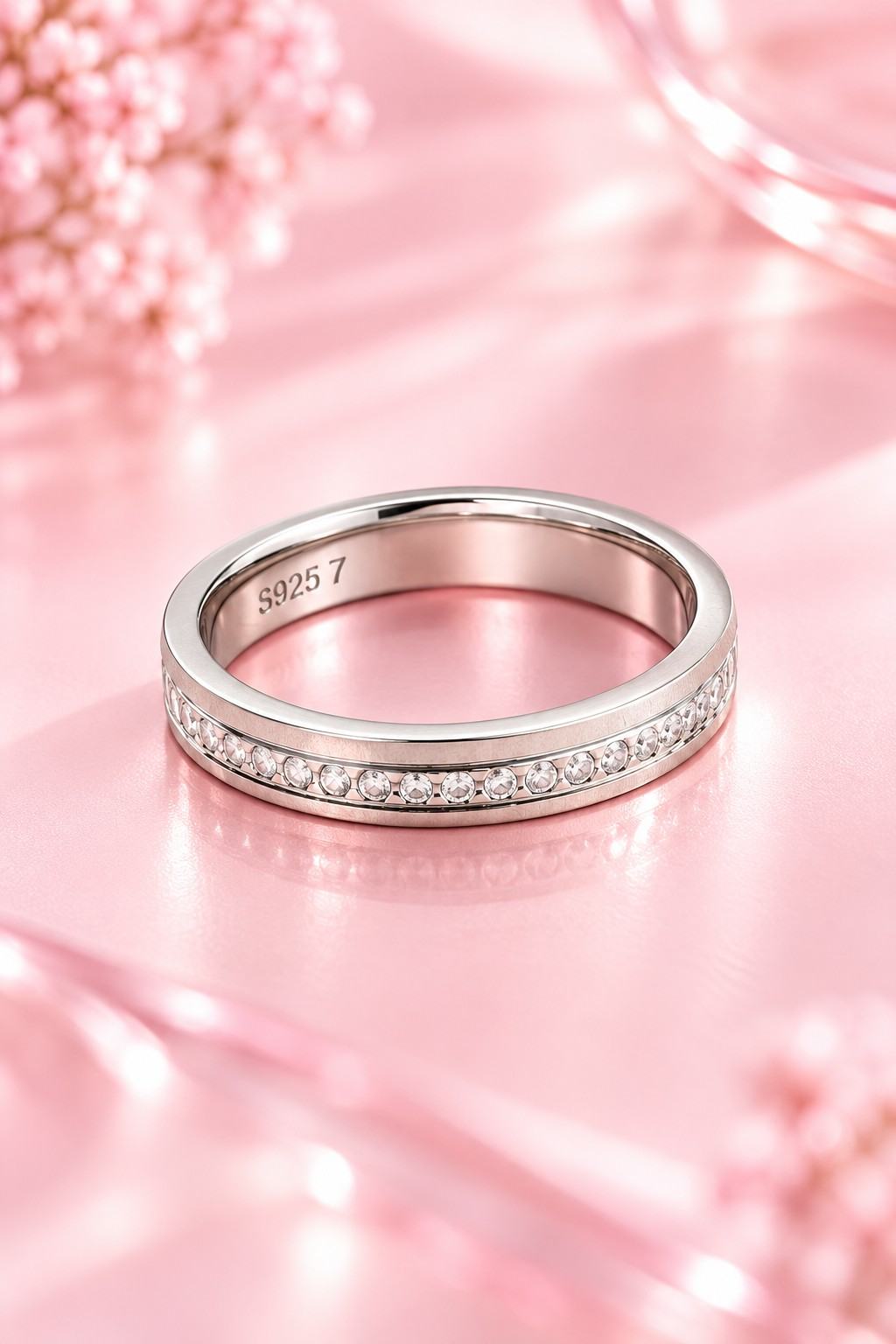 Elara Crystal Band Ring - Thumbnail 4