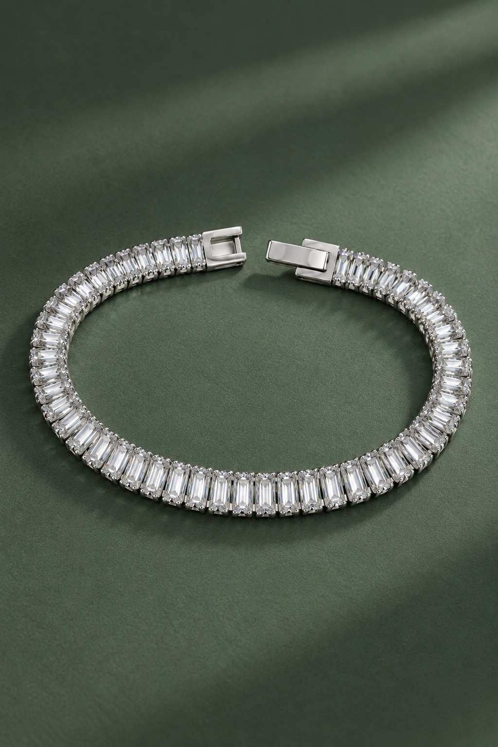 Crystal Edge Tennis Bracelet - Thumbnail 3