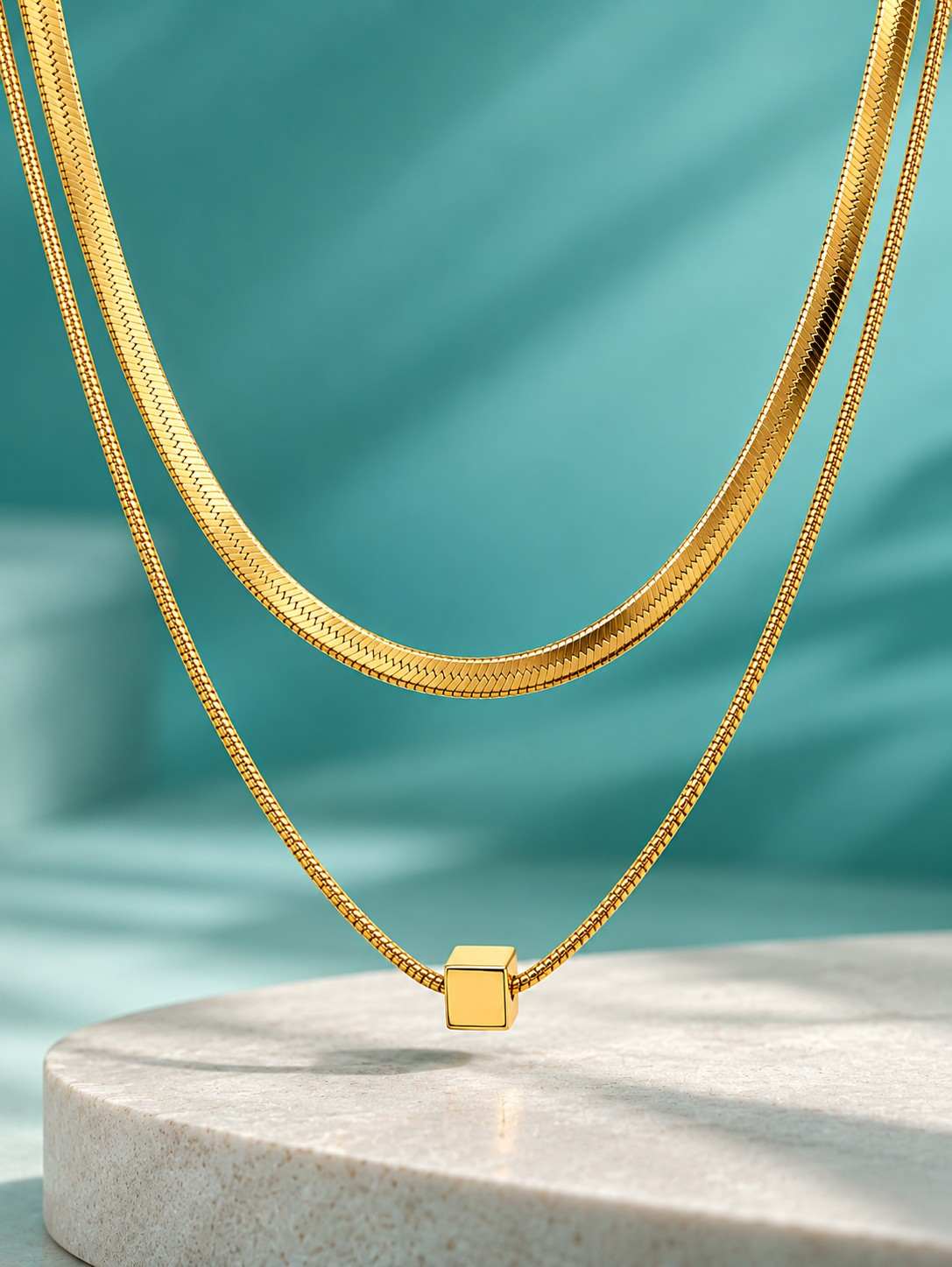 Vanya Dual-Layer Necklace - Thumbnail 3