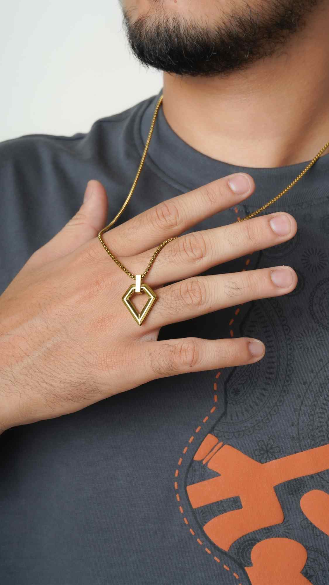 Geometric Edge Pendant - Thumbnail 2
