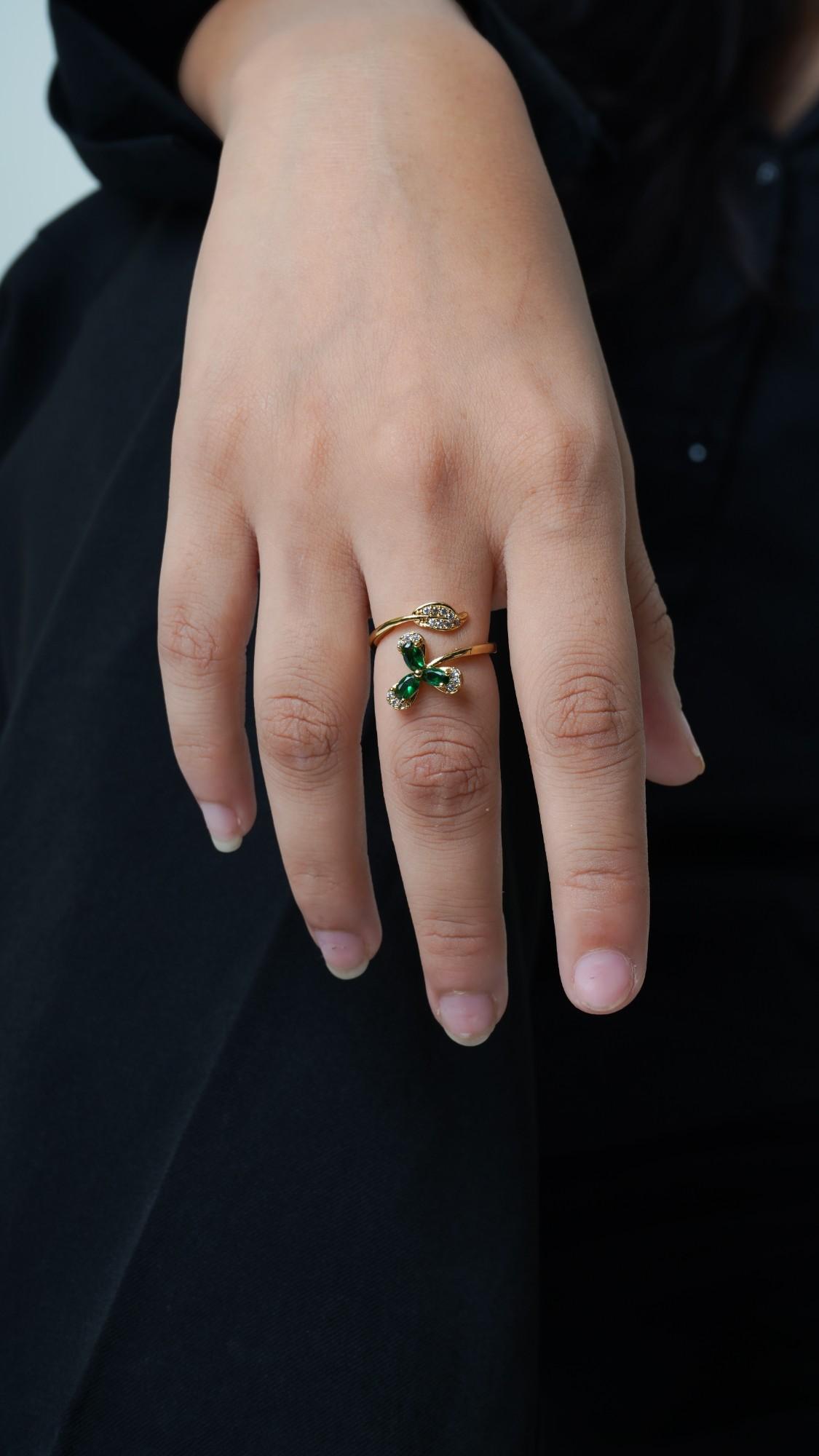 Emerald Butterfly Ring - Thumbnail 2