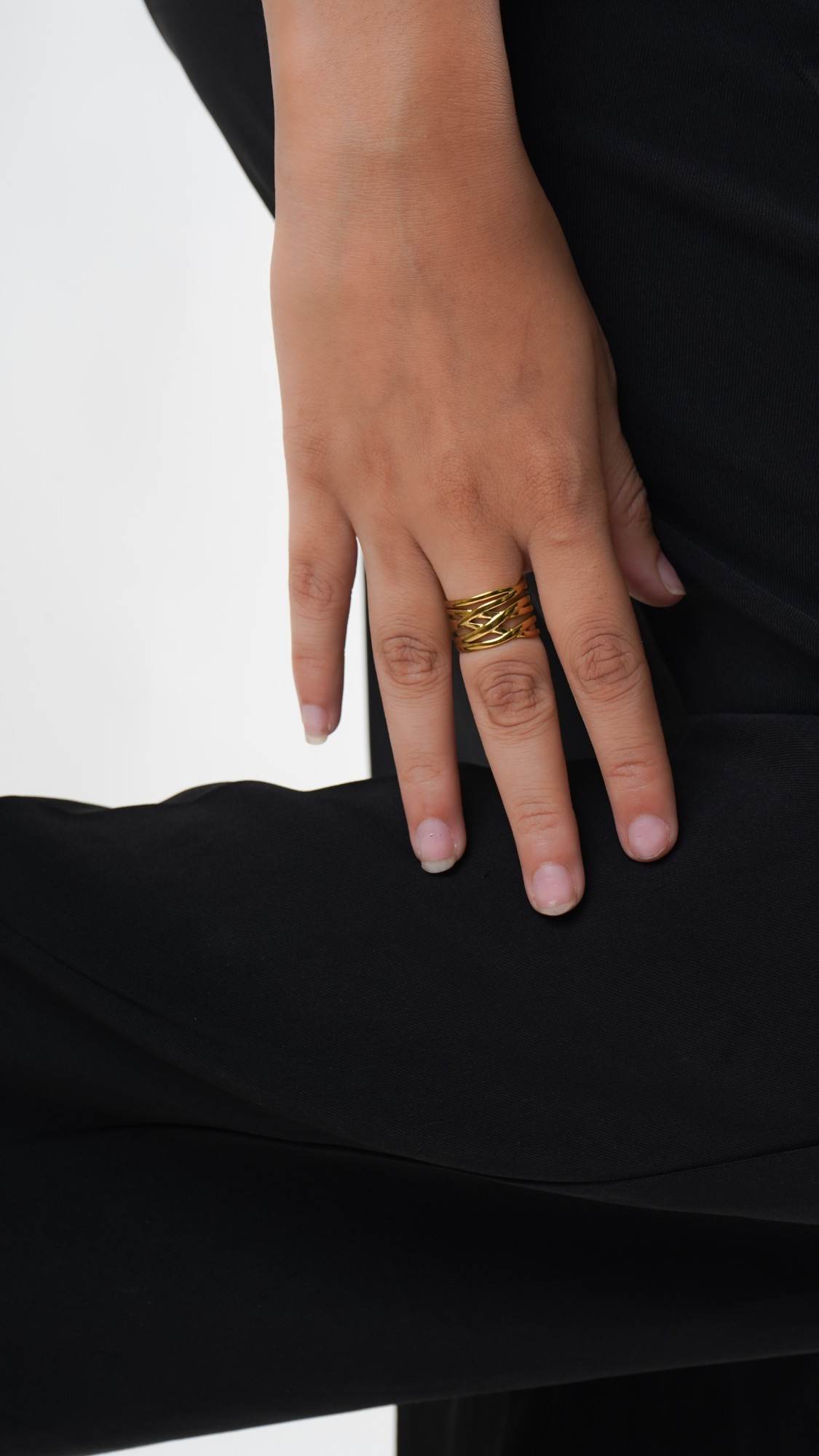 Luxe Crossweave Ring - Thumbnail 2
